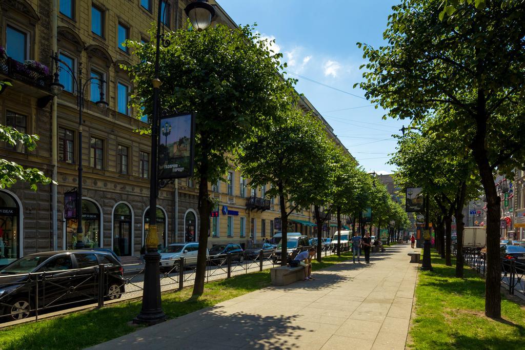 Nevsky Grand Apartments Sankt Petersburg Exteriör bild