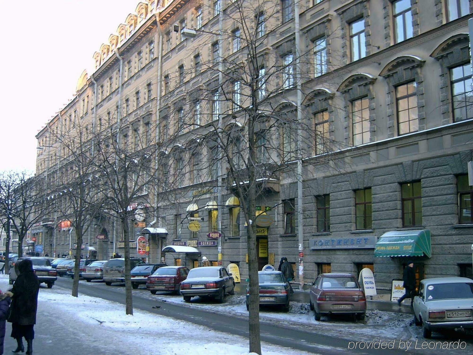Nevsky Grand Apartments Sankt Petersburg Exteriör bild